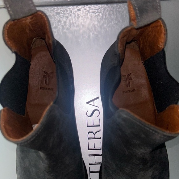 Men's Brand New FRYE Charcoal Boston Chelsea Boots - Picture 4 of 6